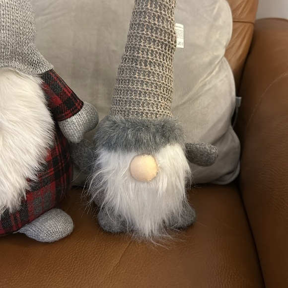 Two knomes so cute could be sold separate - Picture 3 of 3